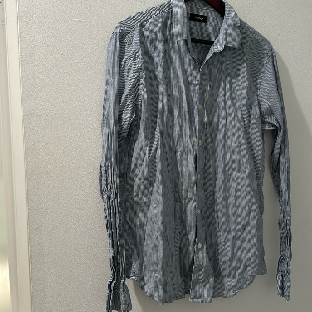 Theory bottom down shirt
